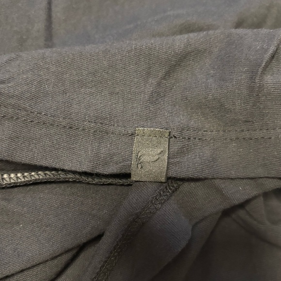 Fabletics 100% cotton knot twist front tee black xs NWT - Picture 4 of 6